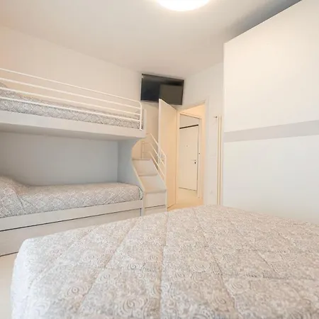 Luxury Elisabeth Con Posto Incluso *
