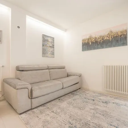 Apartment Luxury Elisabeth Con Posto Incluso