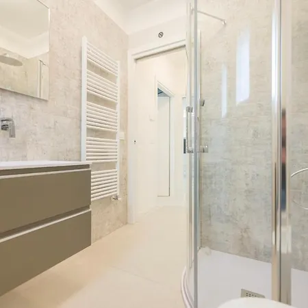 Apartment Luxury Elisabeth Con Posto Incluso *