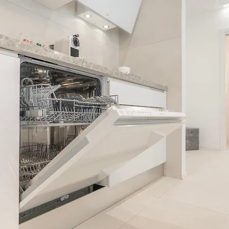 Apartment Luxury Elisabeth Con Posto Incluso