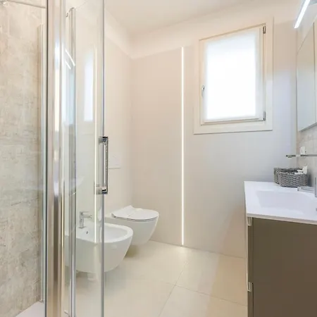 Apartment Luxury Elisabeth Con Posto Incluso *